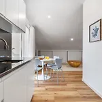 Apartament Coastal Charm By Homie