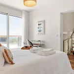 Апартаменты Coastal Charm By Homie
