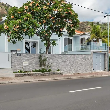 Coastal Charm By Homie * Ponta do Sol (Madeira)