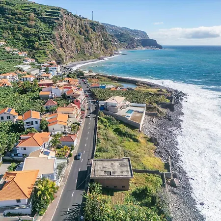 公寓 Coastal Charm By Homie