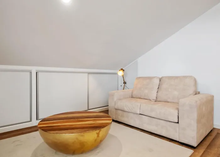 Coastal Charm By Homie Apartment
