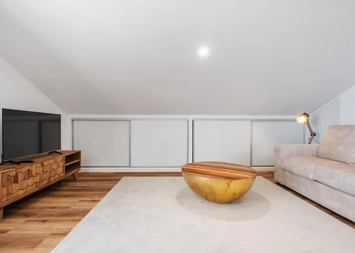 Coastal Charm By Homie דירה