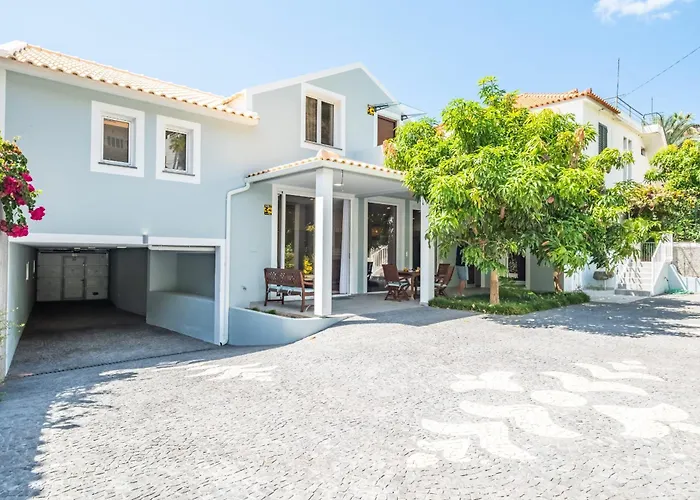 דירה Coastal Charm By Homie